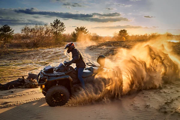 ATV Racing ..