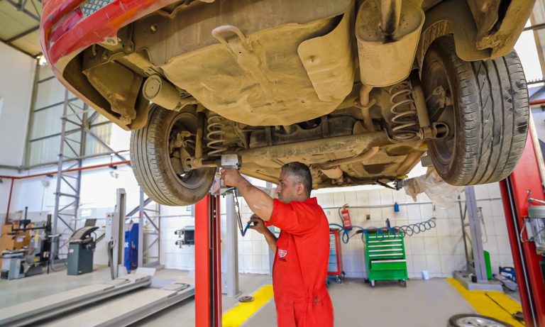 The Crucial Role of TPMS Sensors in Smart Car Technology