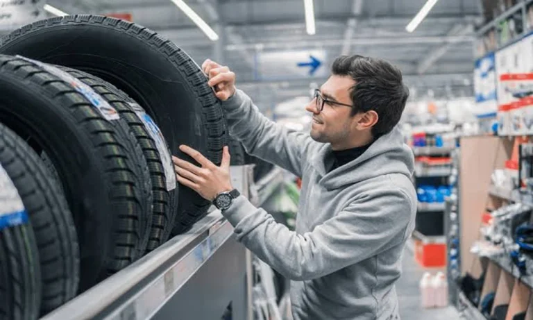 Smart Ways to Extend Your Motorcycle Tyre Life on a Daily Commute